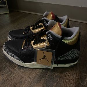 Jordan 3 Retro ‘Black Cement Gold’